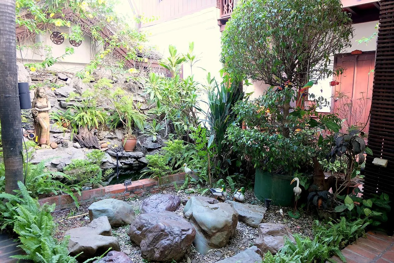 Phousi Guesthouse Luang Prabang 3*,  Laos