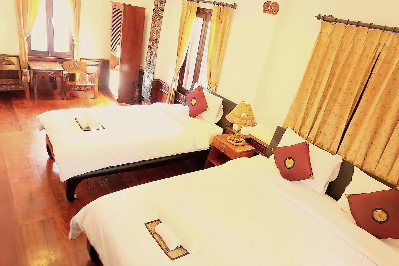 Phousi Guesthouse Luang Prabang 3*,